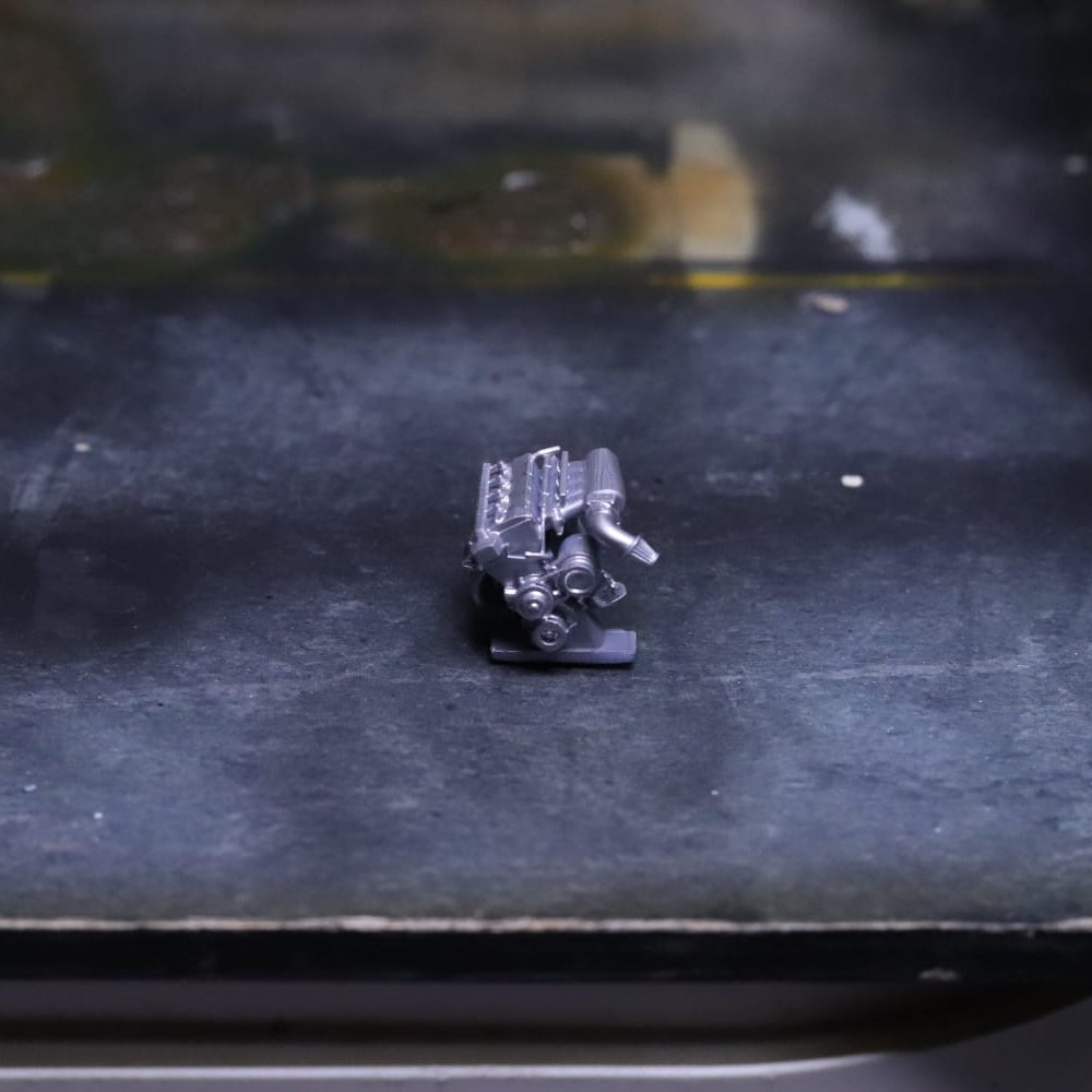 Diecast Engine 1/64 BMW M5